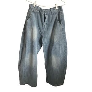 Women’s barrel jeans